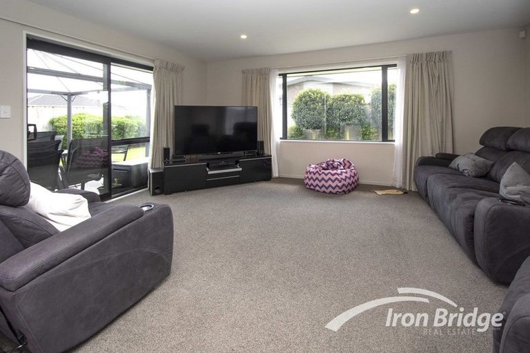 Photo of property in 51 Navy Loop, Rolleston, 7614