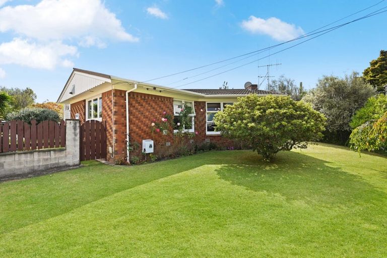 Photo of property in 6 Eton Drive, Hillcrest, Hamilton, 3216