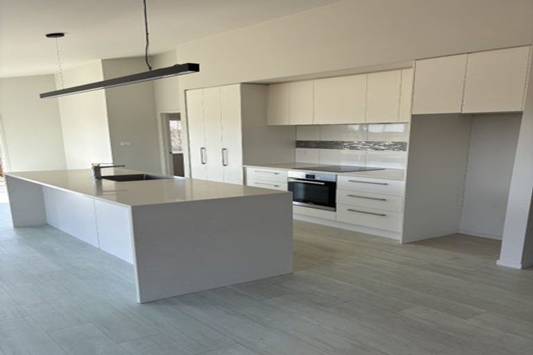 Photo of property in 1/21 Sardinia Rise, Bethlehem, Tauranga, 3110