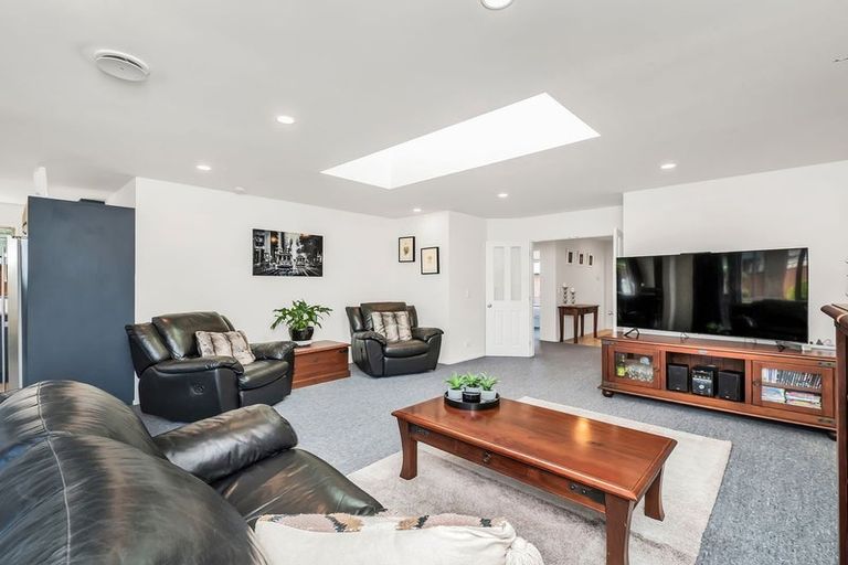 Photo of property in 16 Globe Bay Drive, Templeton, Christchurch, 8042