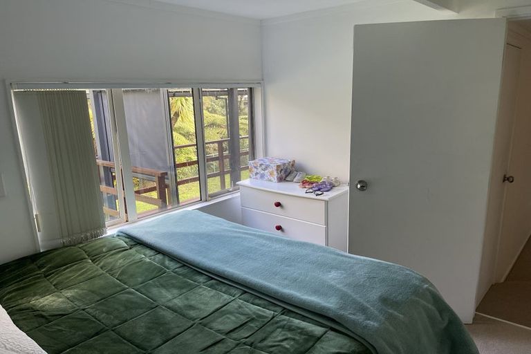 Photo of property in 48 Tiri Tiri Road, Birkdale, Auckland, 0626