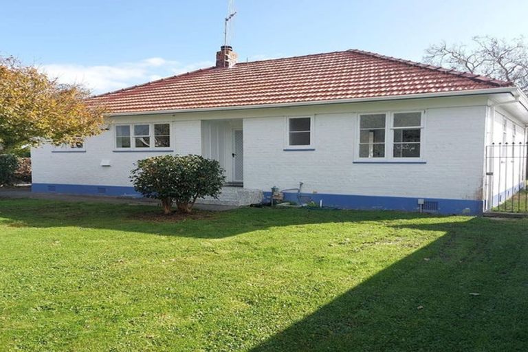 Photo of property in 15 Park Road, West End, Palmerston North, 4412