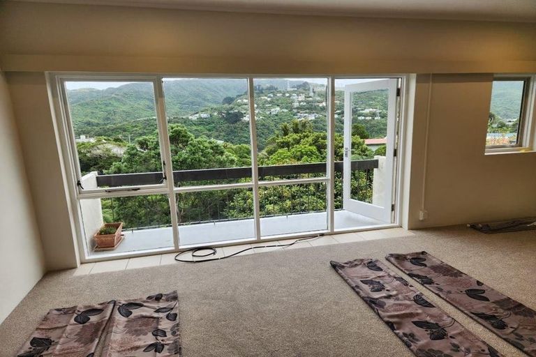 Photo of property in 116f8 Mairangi Road, Wilton, Wellington, 6012