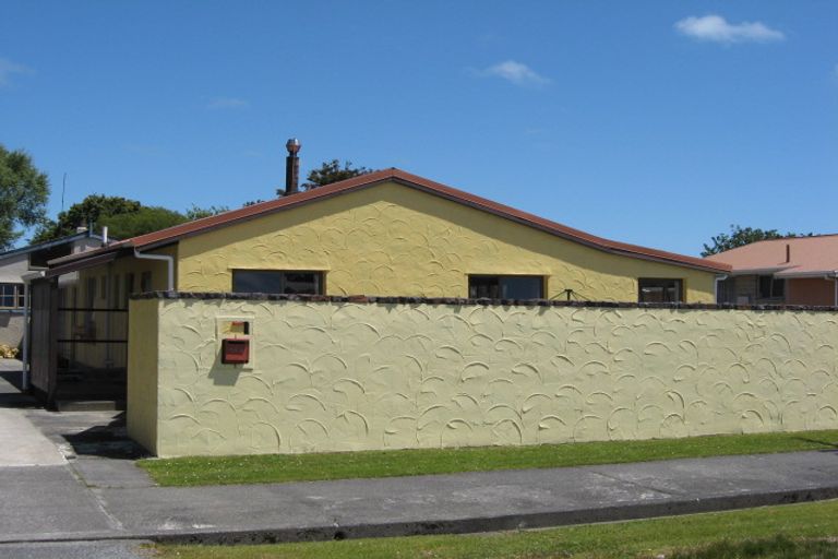 Photo of property in 54 Romilly Street, Westport, 7825