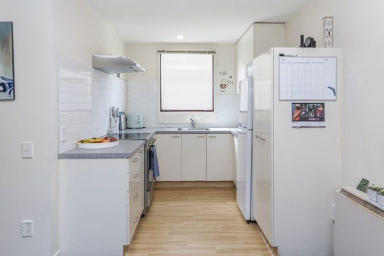 Photo of property in 8/16 Derby Street, St Albans, Christchurch, 8014