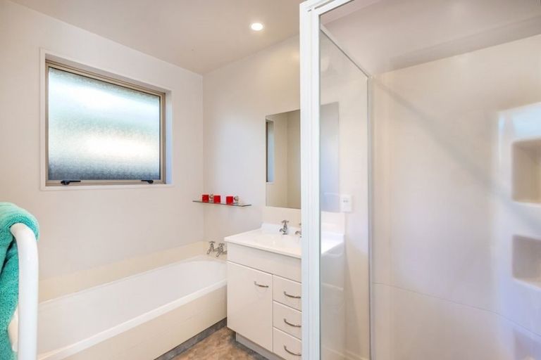 Photo of property in 24 Parade Court, Addington, Christchurch, 8024