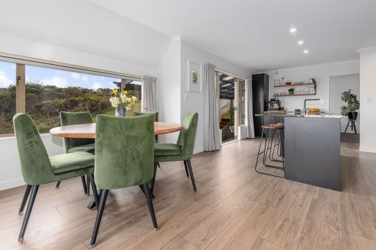 Photo of property in 42 Harry Shaw Way, Raumati South, Paraparaumu, 5032