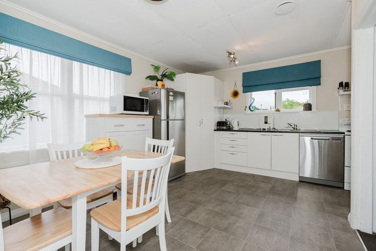 Photo of property in 609 Mandeno Street, Te Awamutu, 3800