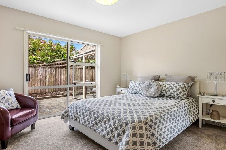 Photo of property in 118 Aorangi Road, Bryndwr, Christchurch, 8053