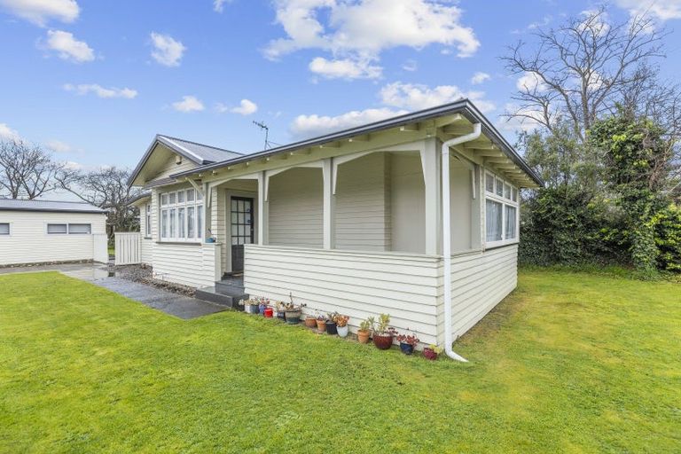 Photo of property in 58 Featherston Street, Takaro, Palmerston North, 4412