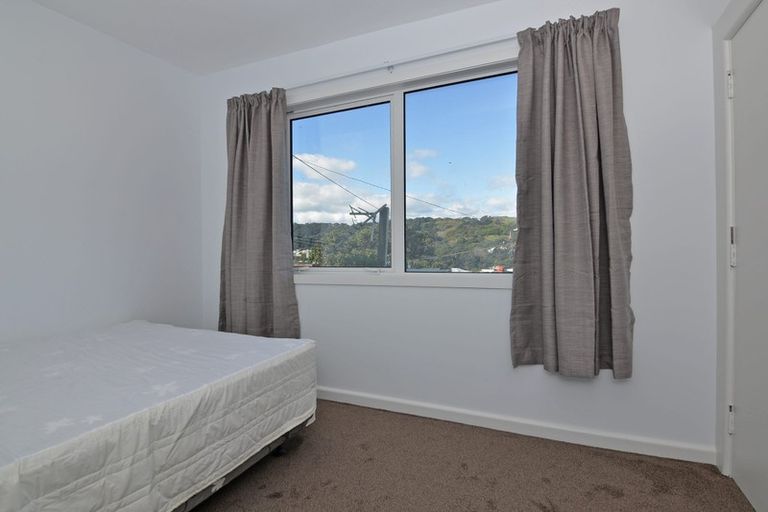 Photo of property in 124 Wallace Street, Mount Cook, Wellington, 6021