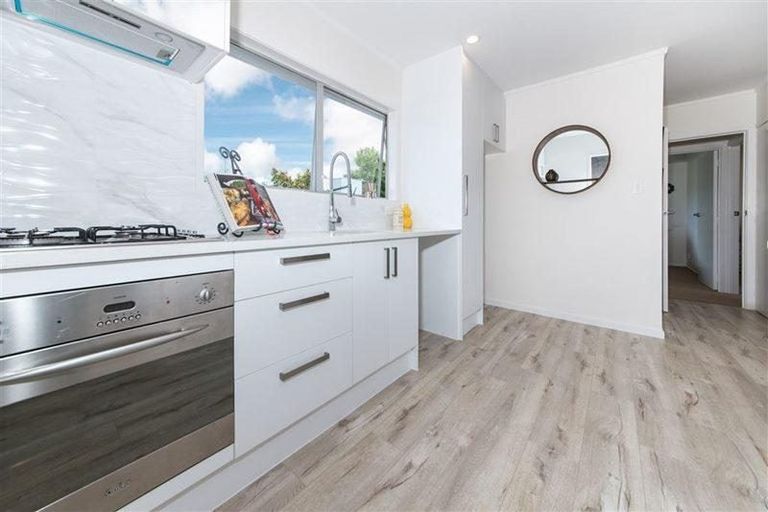 Photo of property in 4210a/2 Great North Road, Glendene, Auckland, 0602
