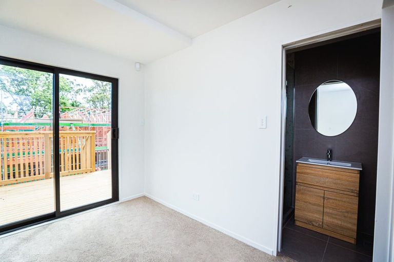 Photo of property in 145 Albany Highway, Unsworth Heights, Auckland, 0632