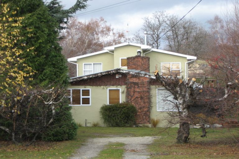 Photo of property in 32 Lindsay Place, Wanaka, 9305