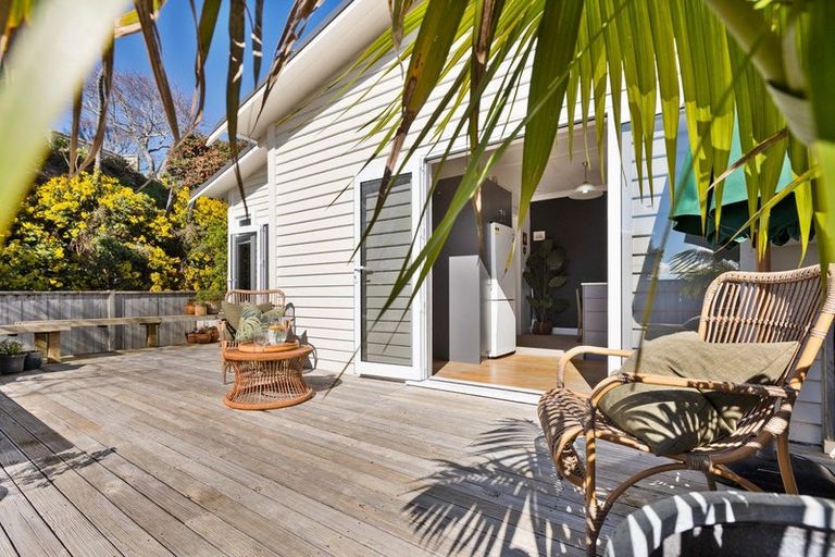 Photo of property in 3a Tupoki Street, Glen Avon, New Plymouth, 4312