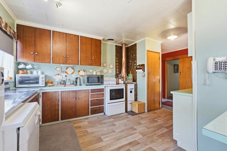 Photo of property in 22 Tararua Street, Pahiatua, 4910