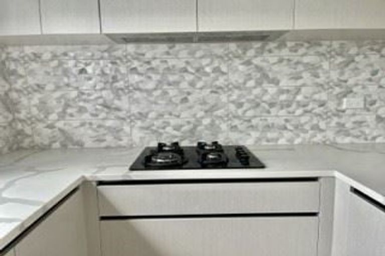 Photo of property in 7 Liban Place, Massey, Auckland, 0614