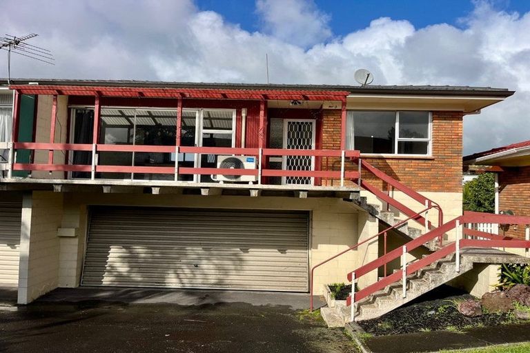 Photo of property in 3/8 Pamela Place, New Lynn, Auckland, 0600