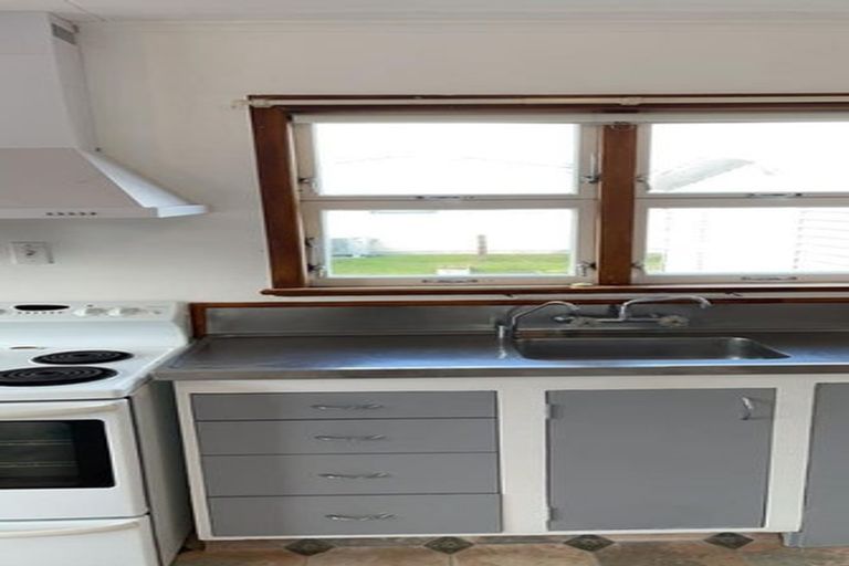 Photo of property in 49 Tirarau Street, Dargaville, 0310