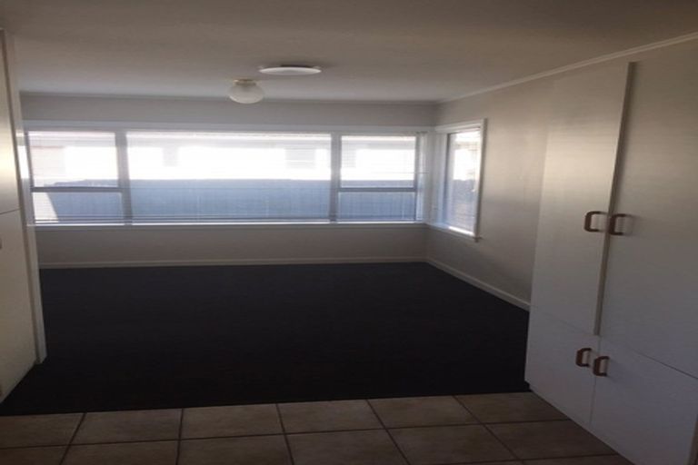 Photo of property in 24 Ravenna Street, Avonhead, Christchurch, 8042