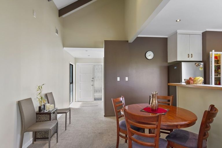 Photo of property in 53f5 Dominion Park Street, Johnsonville, Wellington, 6037