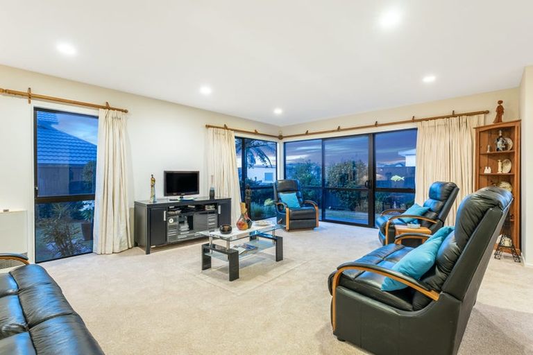 Photo of property in 20 The Masthead, Whitby, Porirua, 5024