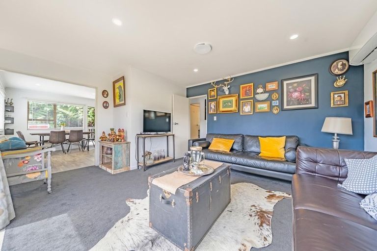 Photo of property in 19g Mahoe Street, Tawa, Wellington, 5028