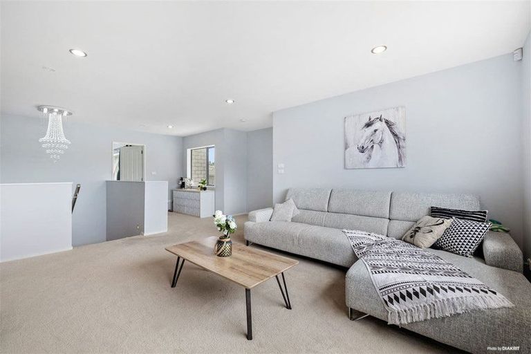 Photo of property in 24 Kellett Road, Ranui, Auckland, 0612