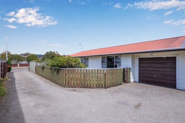 Photo of property in 61a Michael Road, Paraparaumu Beach, Paraparaumu, 5032