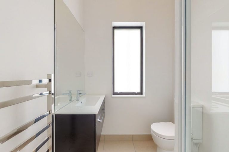 Photo of property in 10d Beauchamp Street, Karori, Wellington, 6012