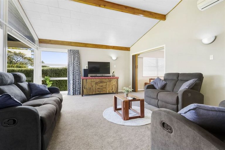 Photo of property in 18 Hooker Avenue, Chedworth, Hamilton, 3210
