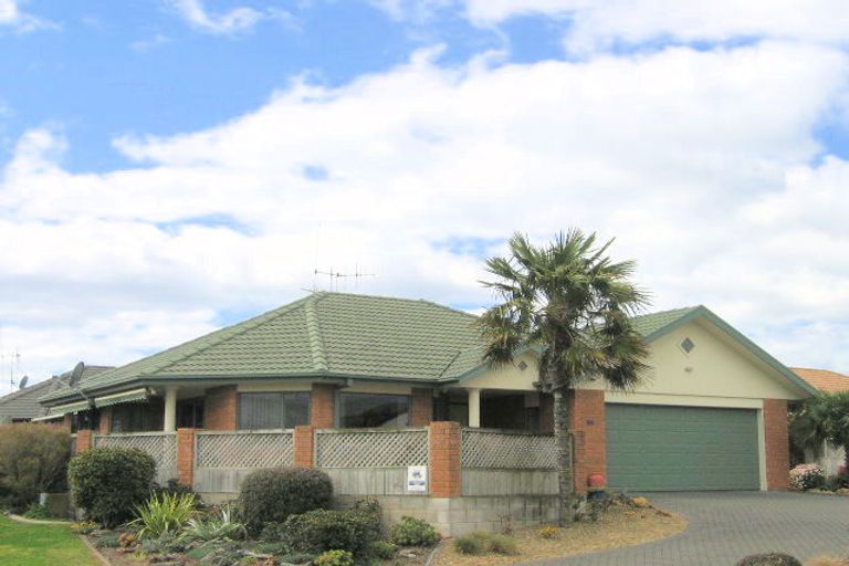 Photo of property in 25 Francevic Avenue, Mount Maunganui, 3116