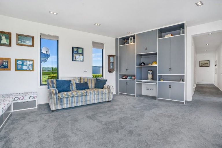 Photo of property in 48a Egerton Road, Winton, 9781