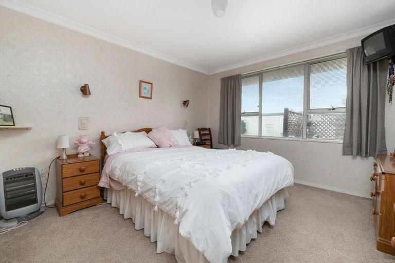 Photo of property in 17b Chevron Drive, Bellevue, Tauranga, 3110