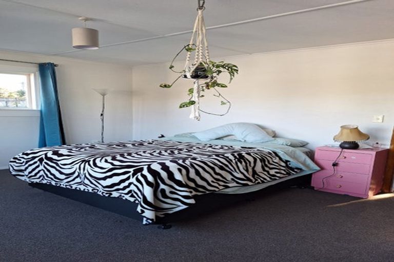 Photo of property in 13 Camperdown Road, Miramar, Wellington, 6022