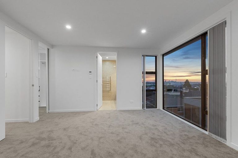 Photo of property in 50c Killarney Street, Takapuna, Auckland, 0622