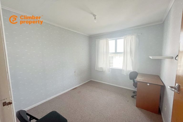 Photo of property in 4 Hepper Street, New Lynn, Auckland, 0600
