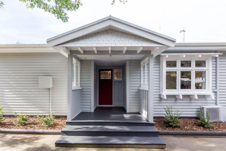 Photo of property in 319 Hendersons Road, Hoon Hay, Christchurch, 8025