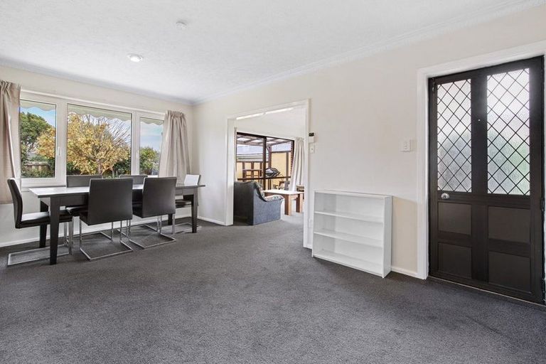 Photo of property in 22 Steadman Road, Broomfield, Christchurch, 8042