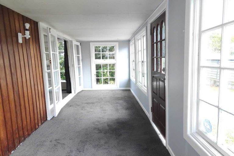 Photo of property in 5 Iwiroa Terrace, Durie Hill, Whanganui, 4500