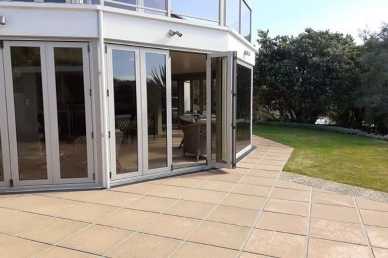 Photo of property in 76 Glenstrae Road, Redcliffs, Christchurch, 8081