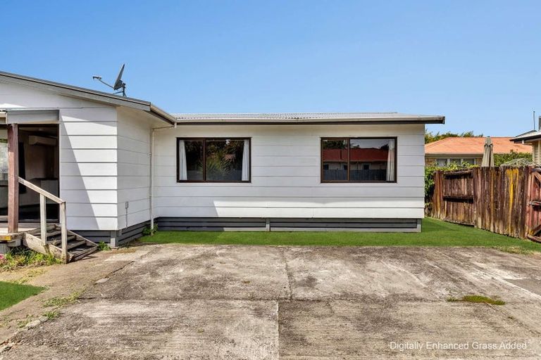 Photo of property in 2/14 John Laughton Place, Whakatane, 3120