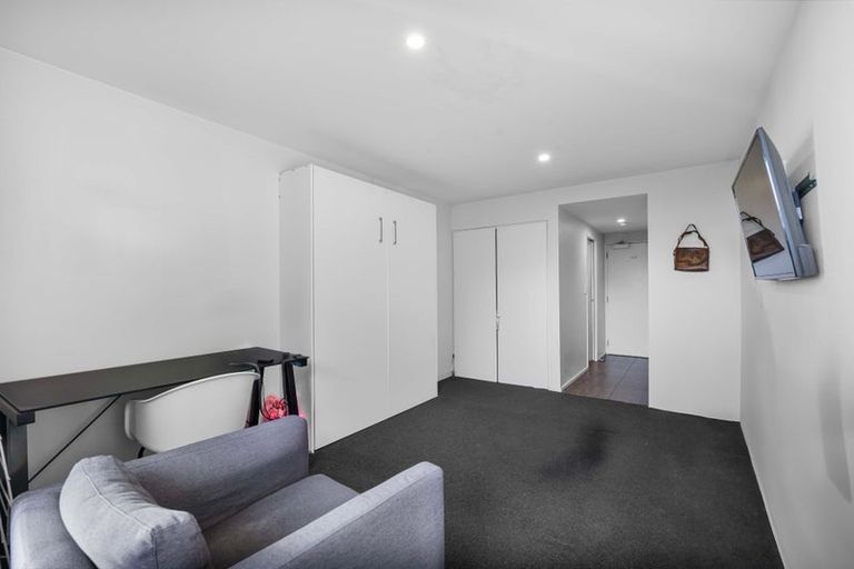 Photo of property in 18/180 Marine Parade, New Brighton, Christchurch, 8083