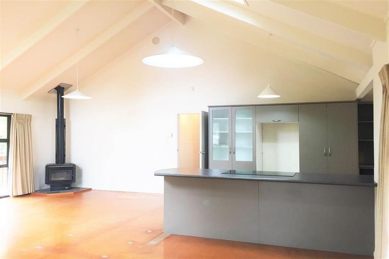 Photo of property in 24 Kereru Street, Henderson, Auckland, 0612