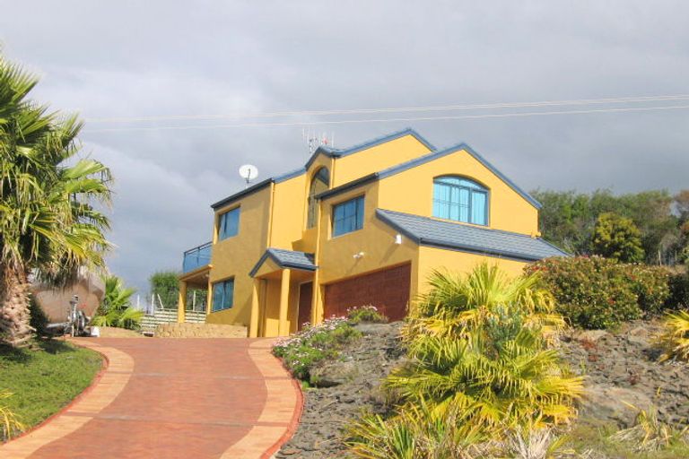 Photo of property in 105 Pacific View Drive, Whangamata, 3620