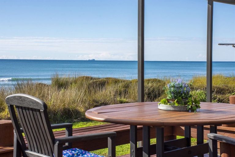 Photo of property in 57 Motiti Road, Papamoa Beach, Papamoa, 3118