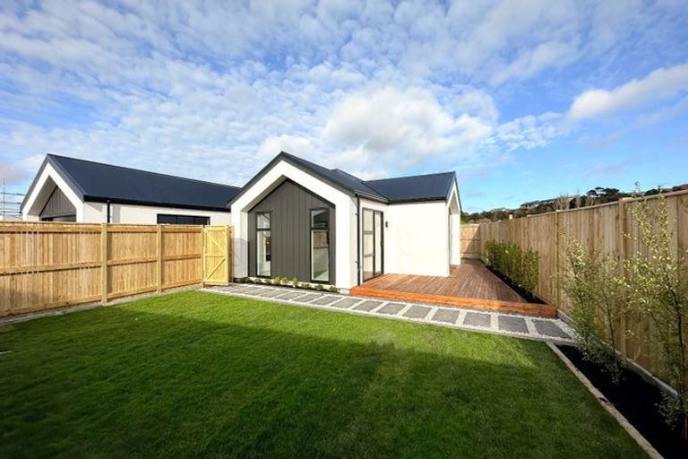 Photo of property in 7 Gratitude Way, Kelvin Grove, Palmerston North, 4414