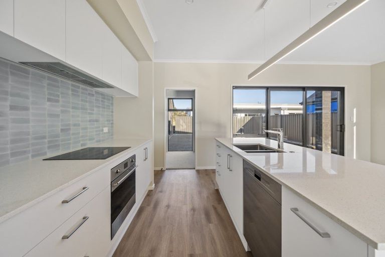 Photo of property in 17 Mohaka Street, Poraiti, Napier, 4112