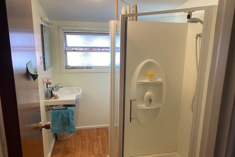 Photo of property in 27 Tuirau Place, Ilam, Christchurch, 8041