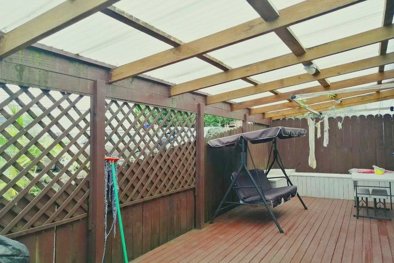 Photo of property in 30 Forest Hill Road, Henderson, Auckland, 0612